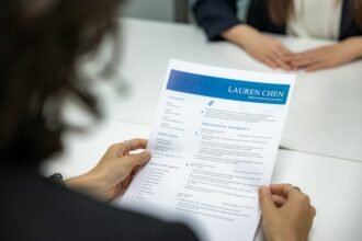 An educational overview illustrating key layout components of a professional curriculum vitae.