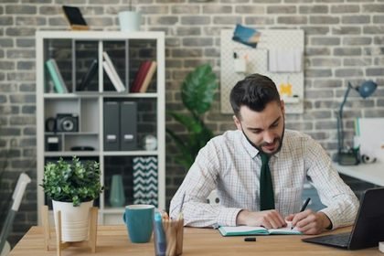 A virtual assistant efficiently managing multiple client calendars on a modern dashboard